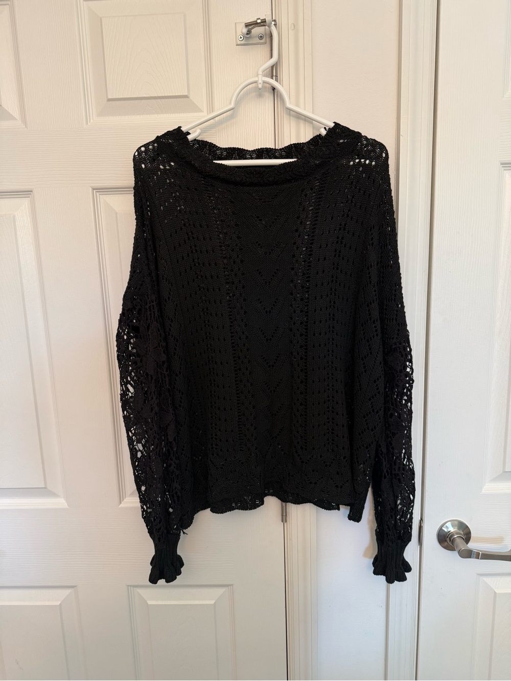 Black Open-Knit Crewneck Sweater - Women's Lightweight Pullover